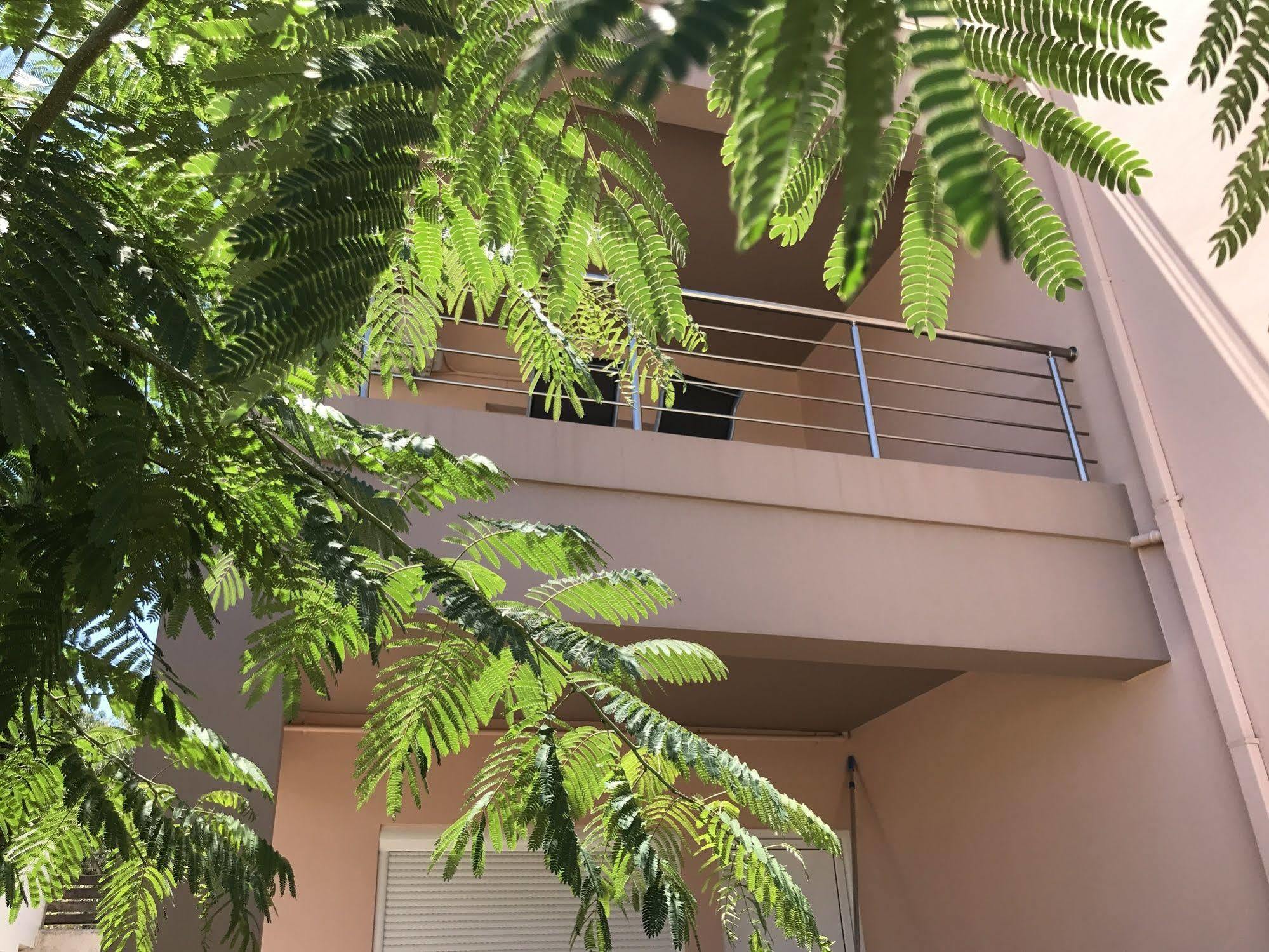 Cyan Icons Villas Tsivaras Exterior photo