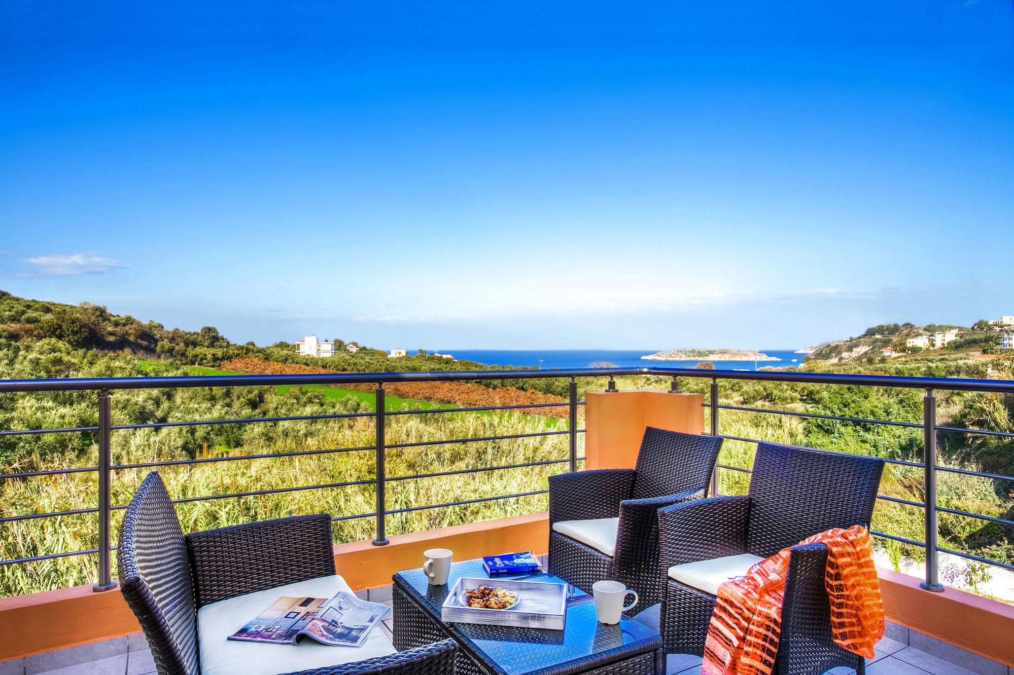 Cyan Icons Villas Tsivaras Exterior photo