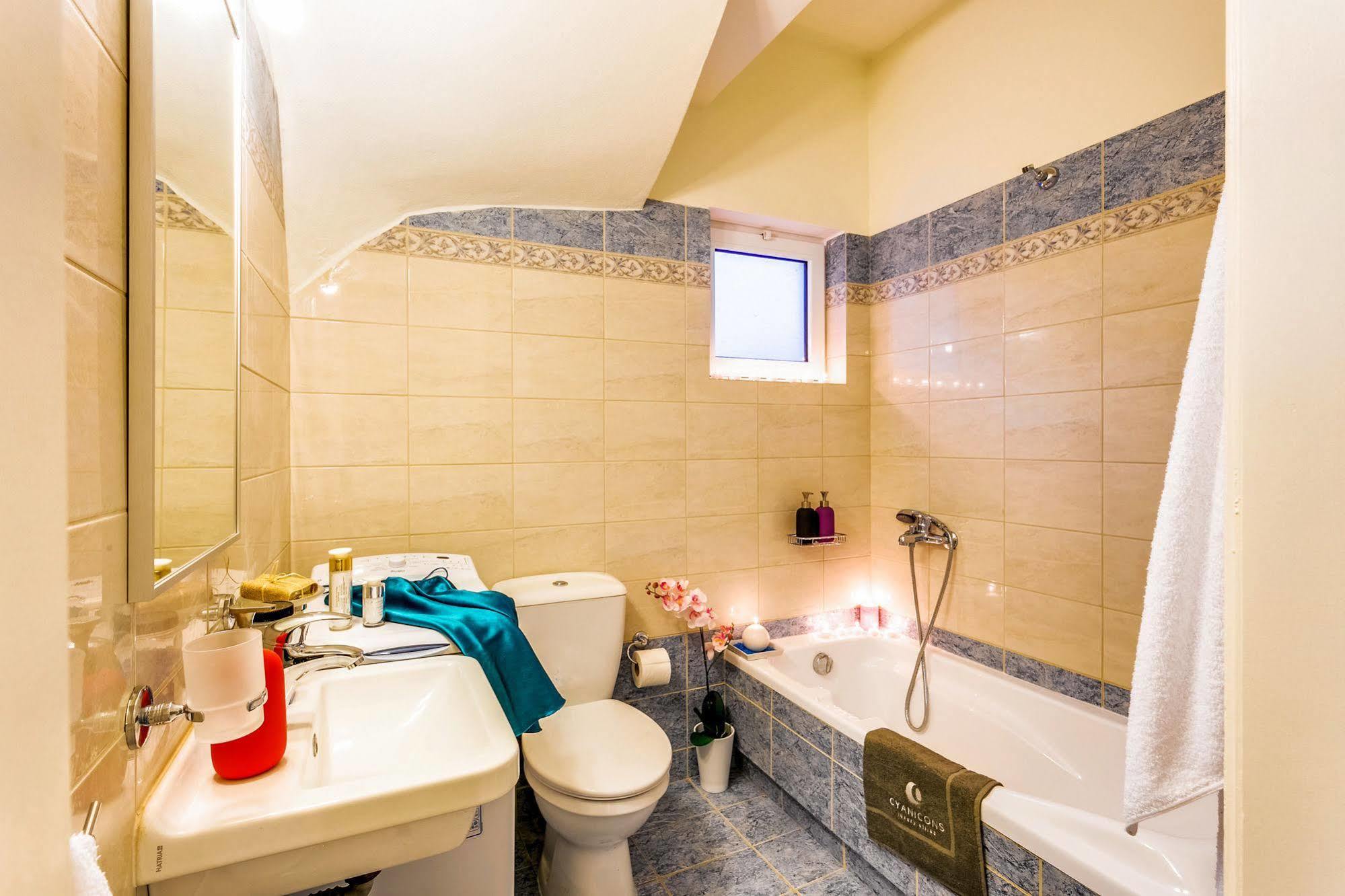 Cyan Icons Villas Tsivaras Exterior photo