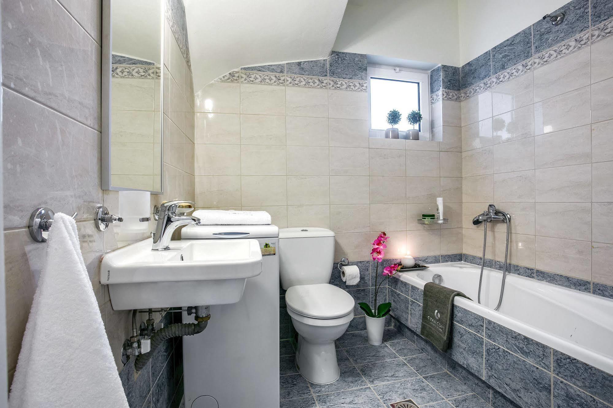 Cyan Icons Villas Tsivaras Exterior photo