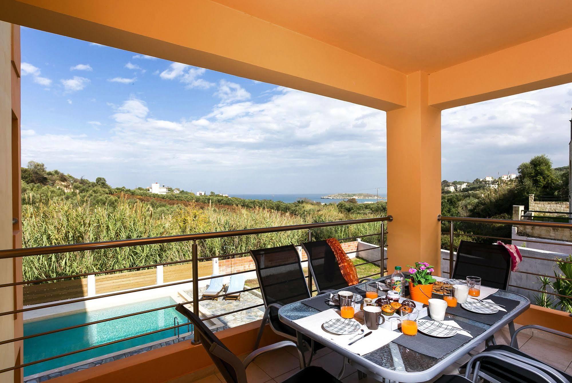 Cyan Icons Villas Tsivaras Exterior photo